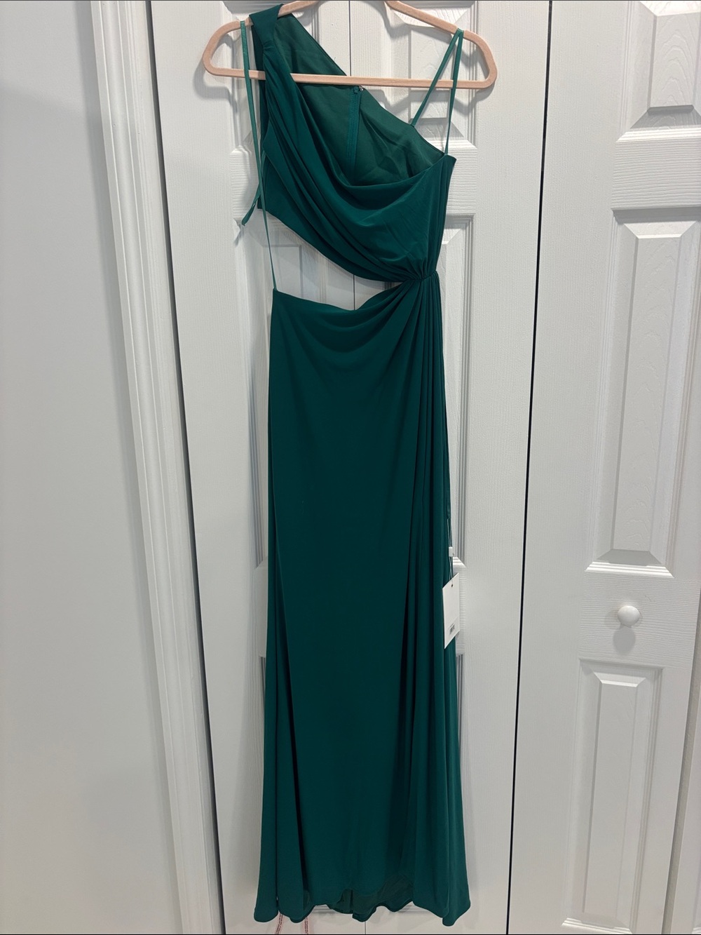 NWT MacDuggal Green One Shoulder Ruched Cut Out Jersey Gown Size 2